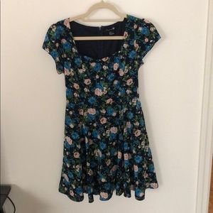 Forever 21 Navy floral mini dress